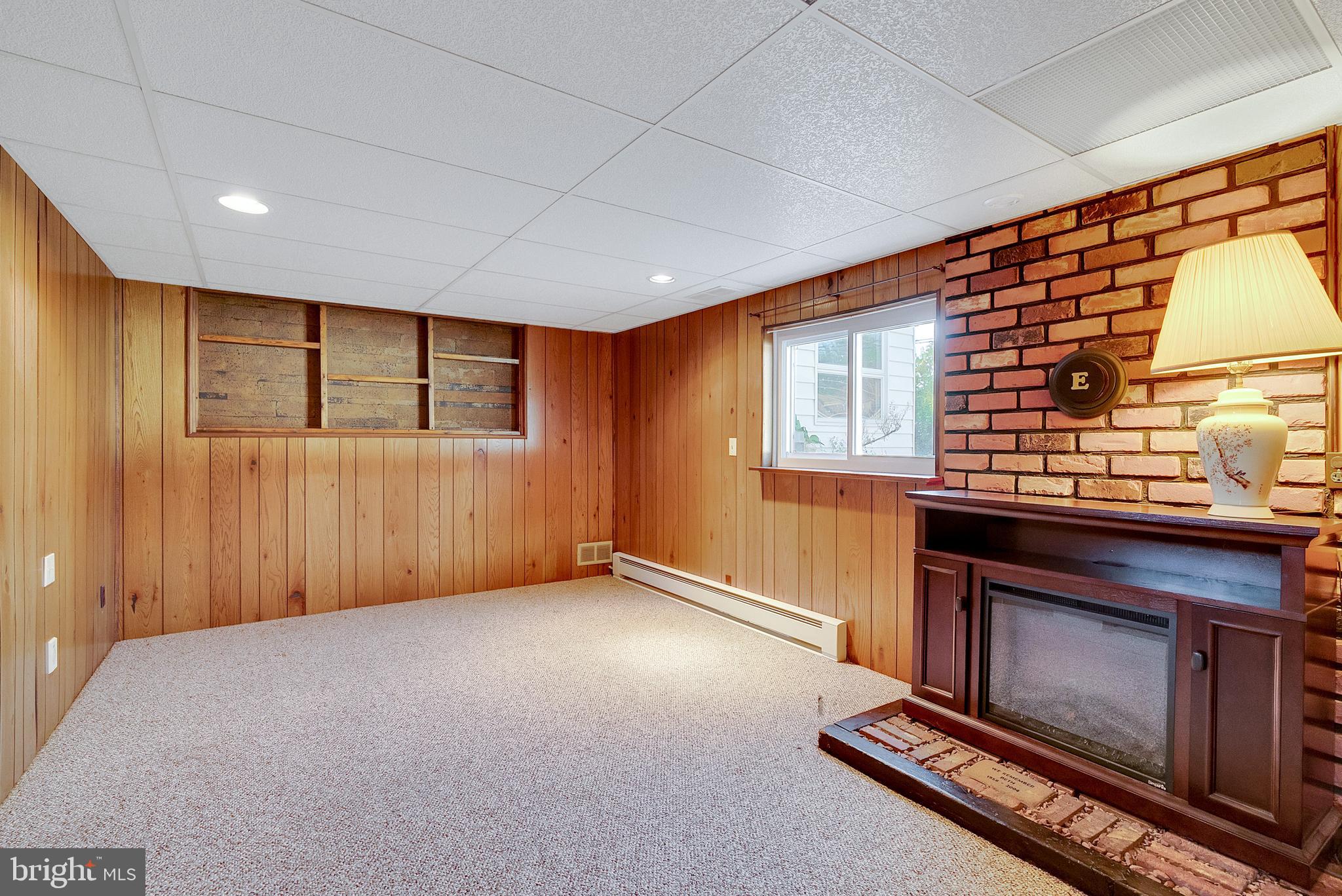 CENTER SQ GREEN - Residential