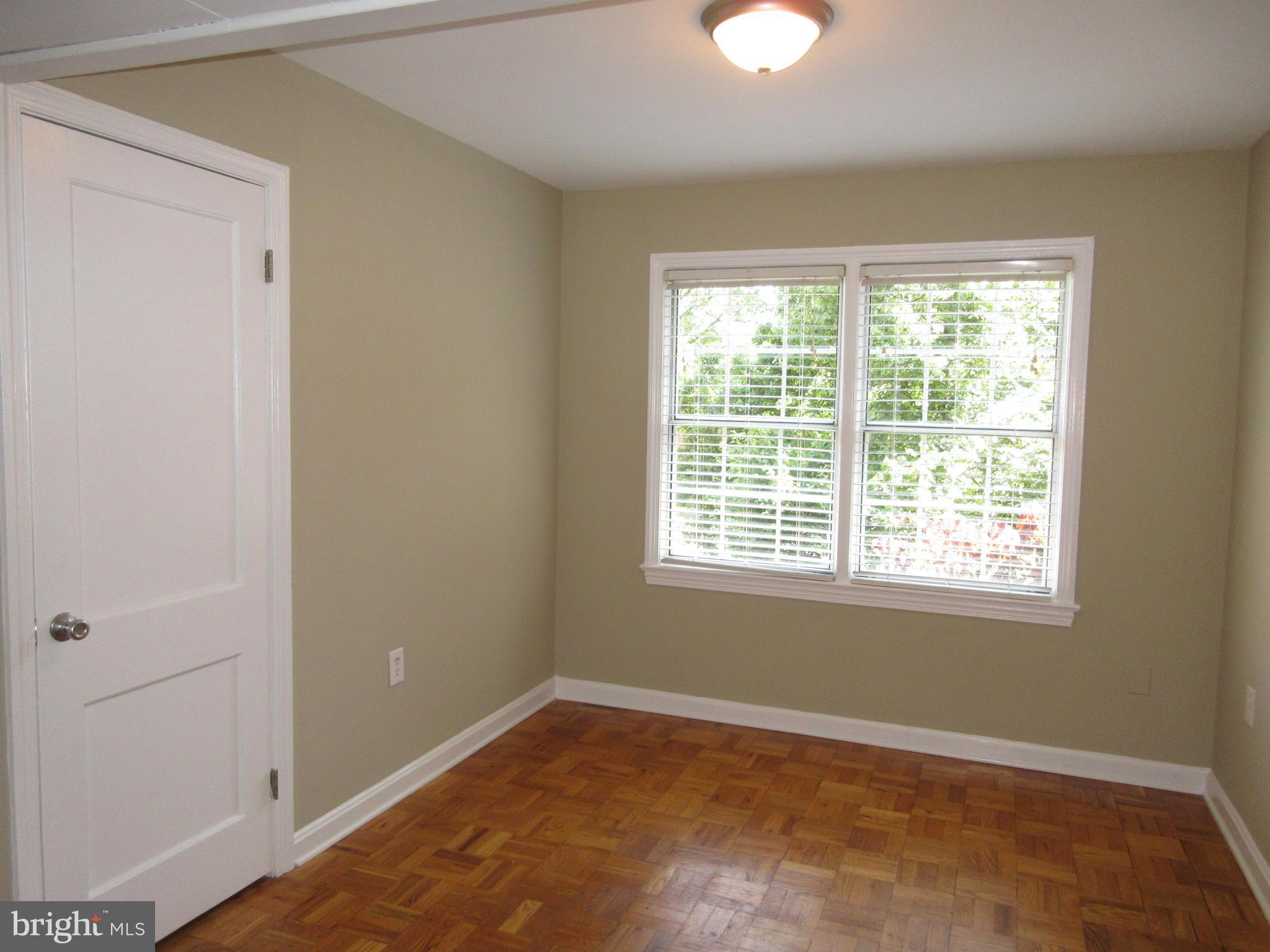 BELLE VIEW - Residential Lease