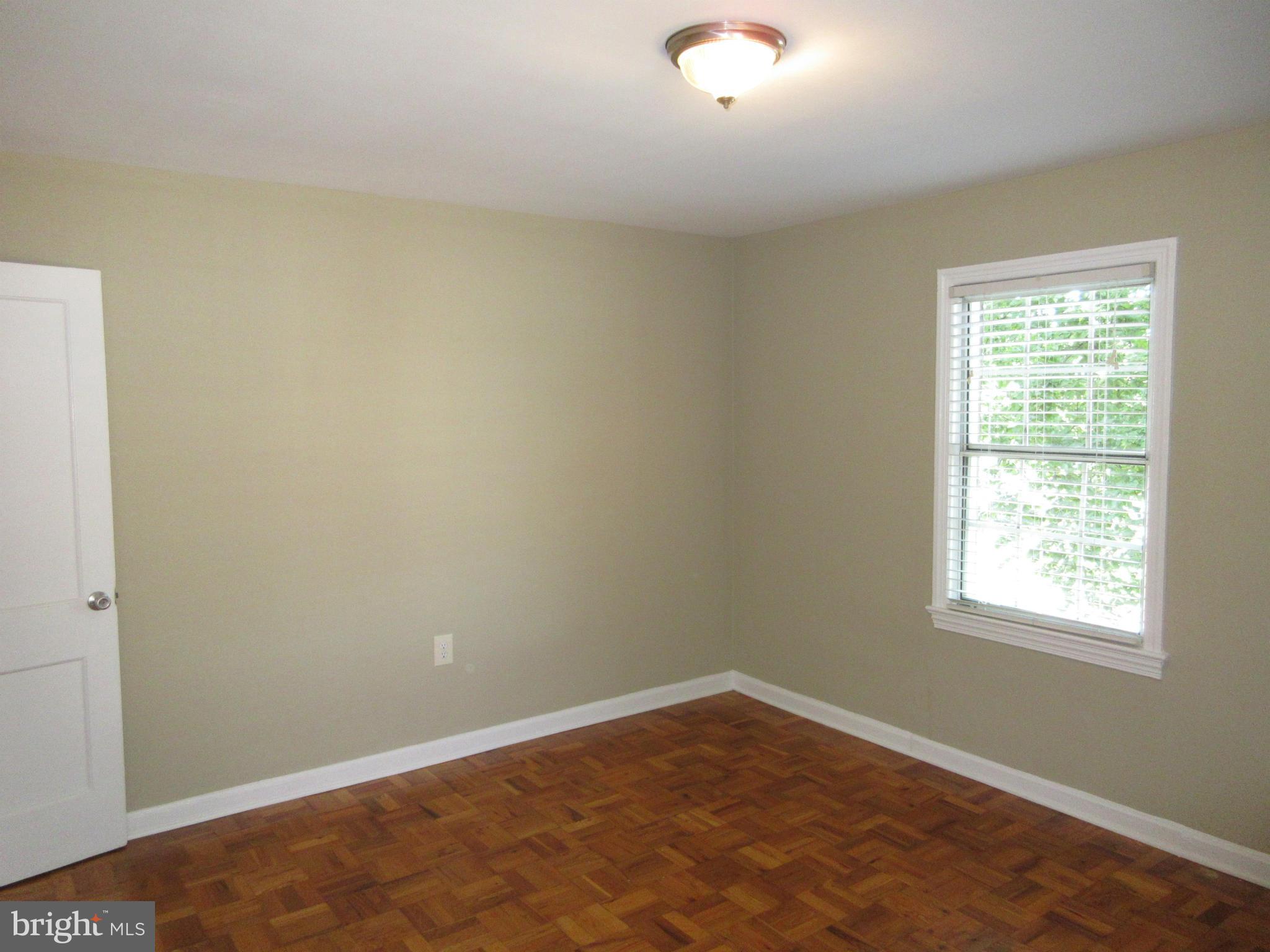 BELLE VIEW - Residential Lease