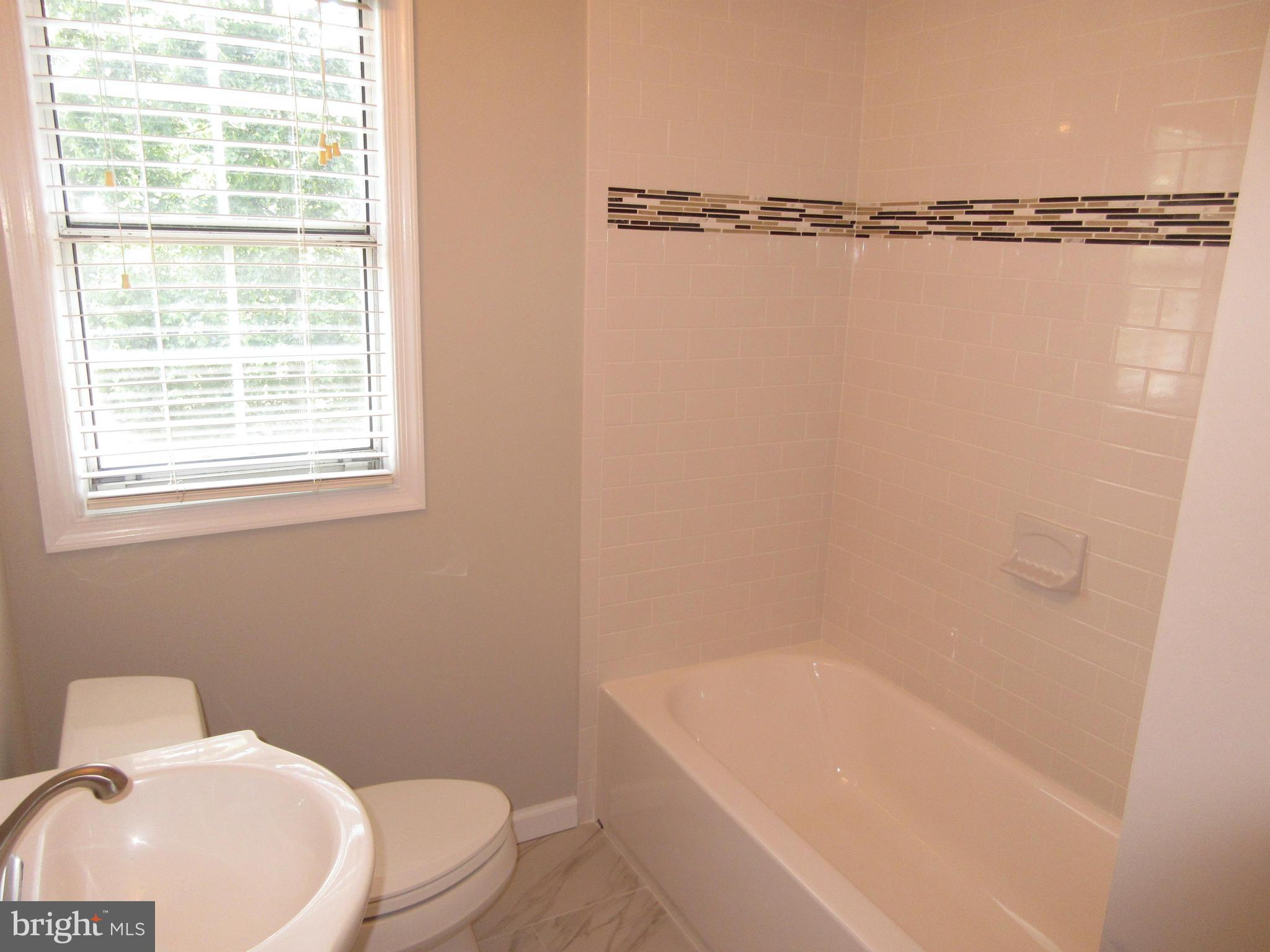 BELLE VIEW - Residential Lease