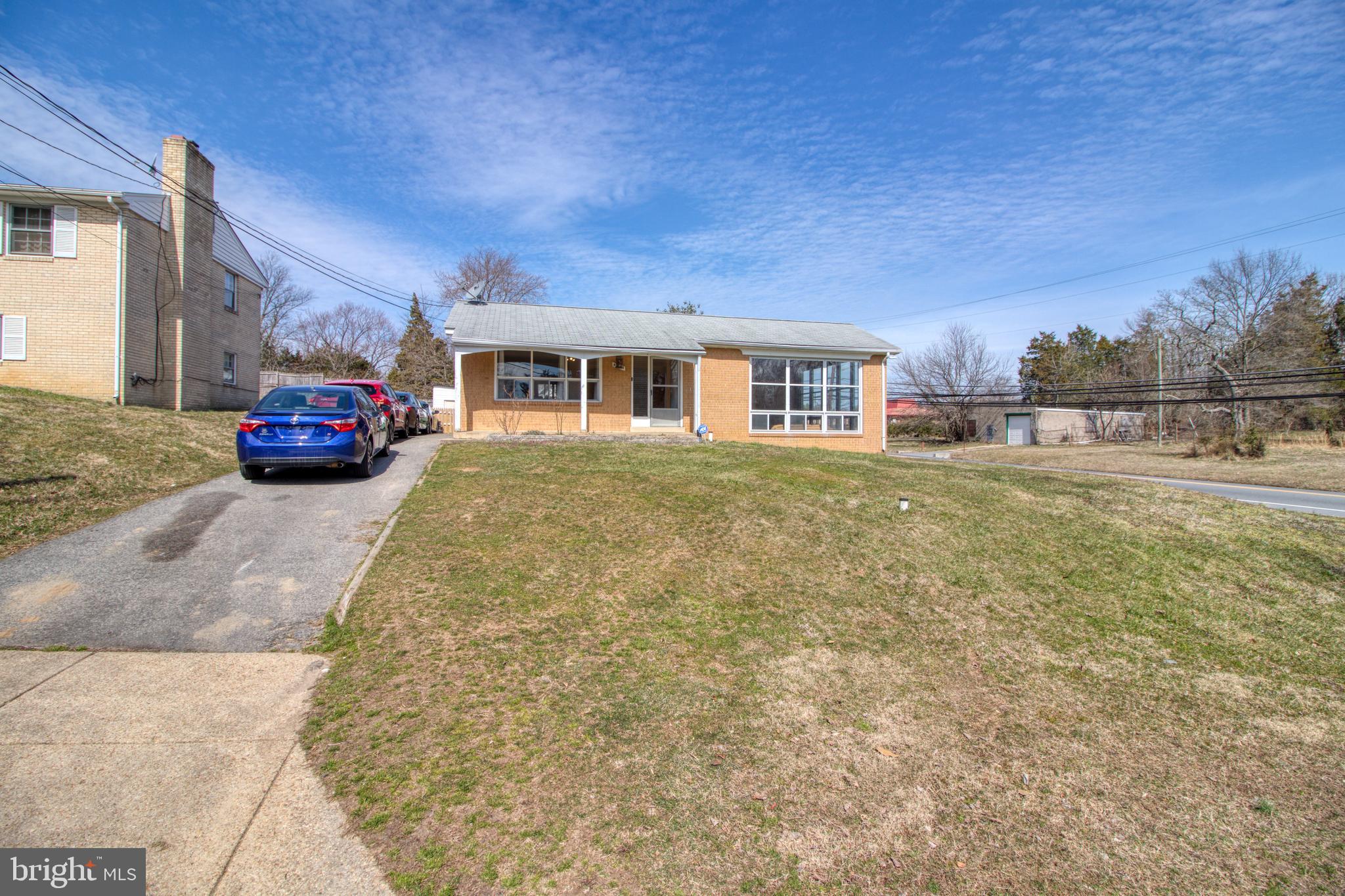 MANSFIELD MANOR - Residential