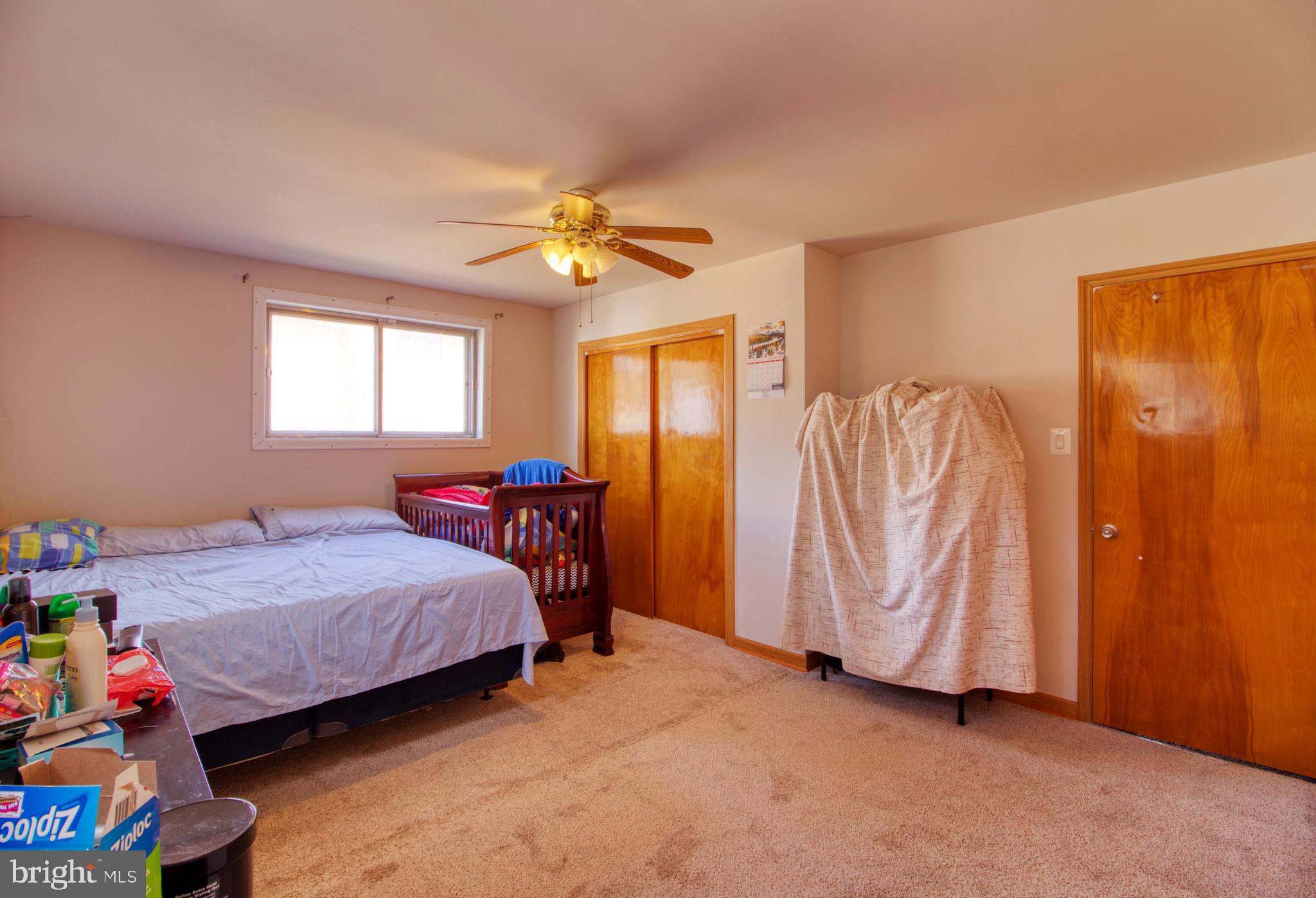 MANSFIELD MANOR - Residential