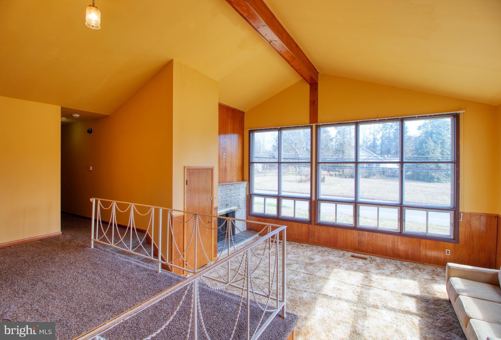 MANSFIELD MANOR - Residential