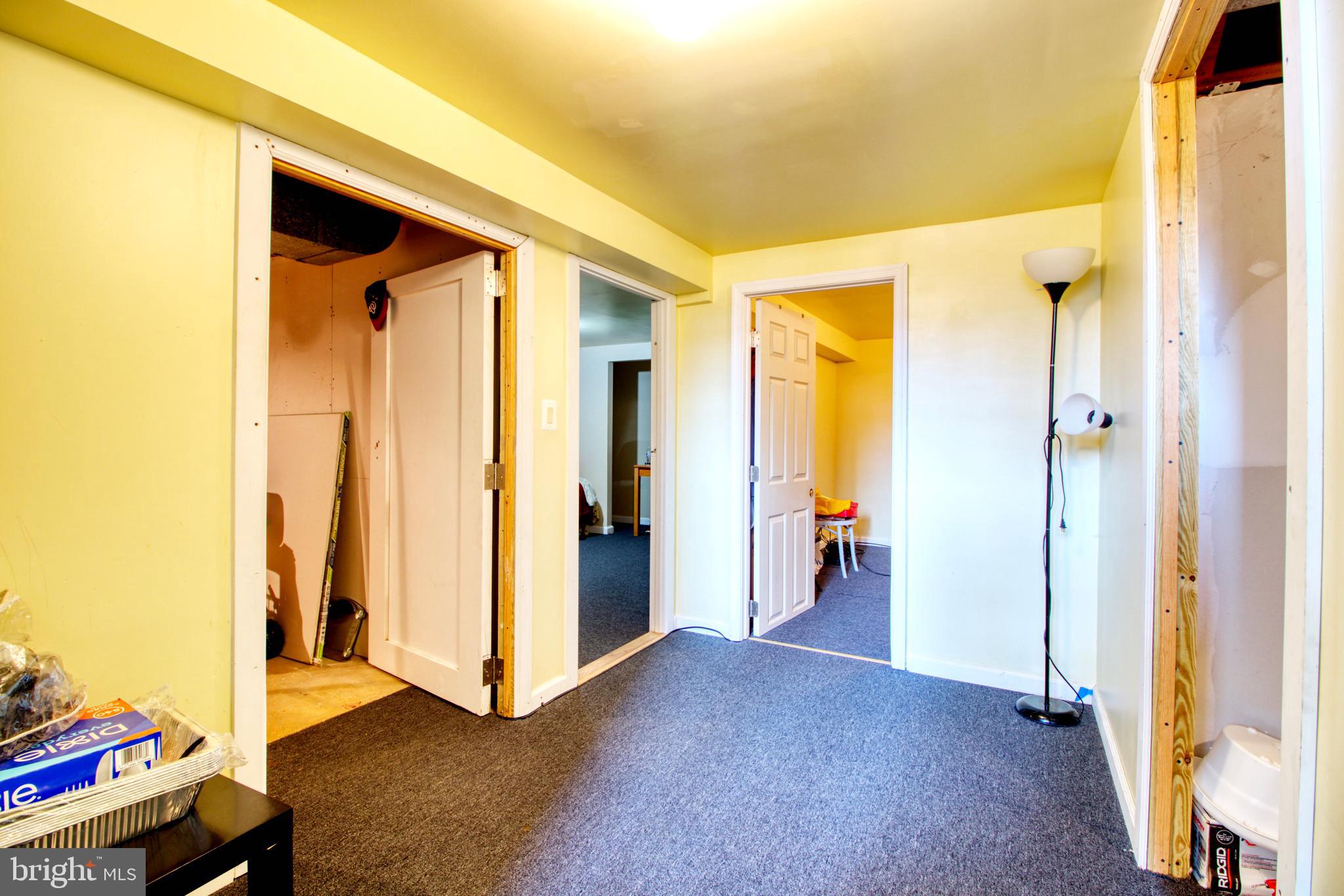 MANSFIELD MANOR - Residential