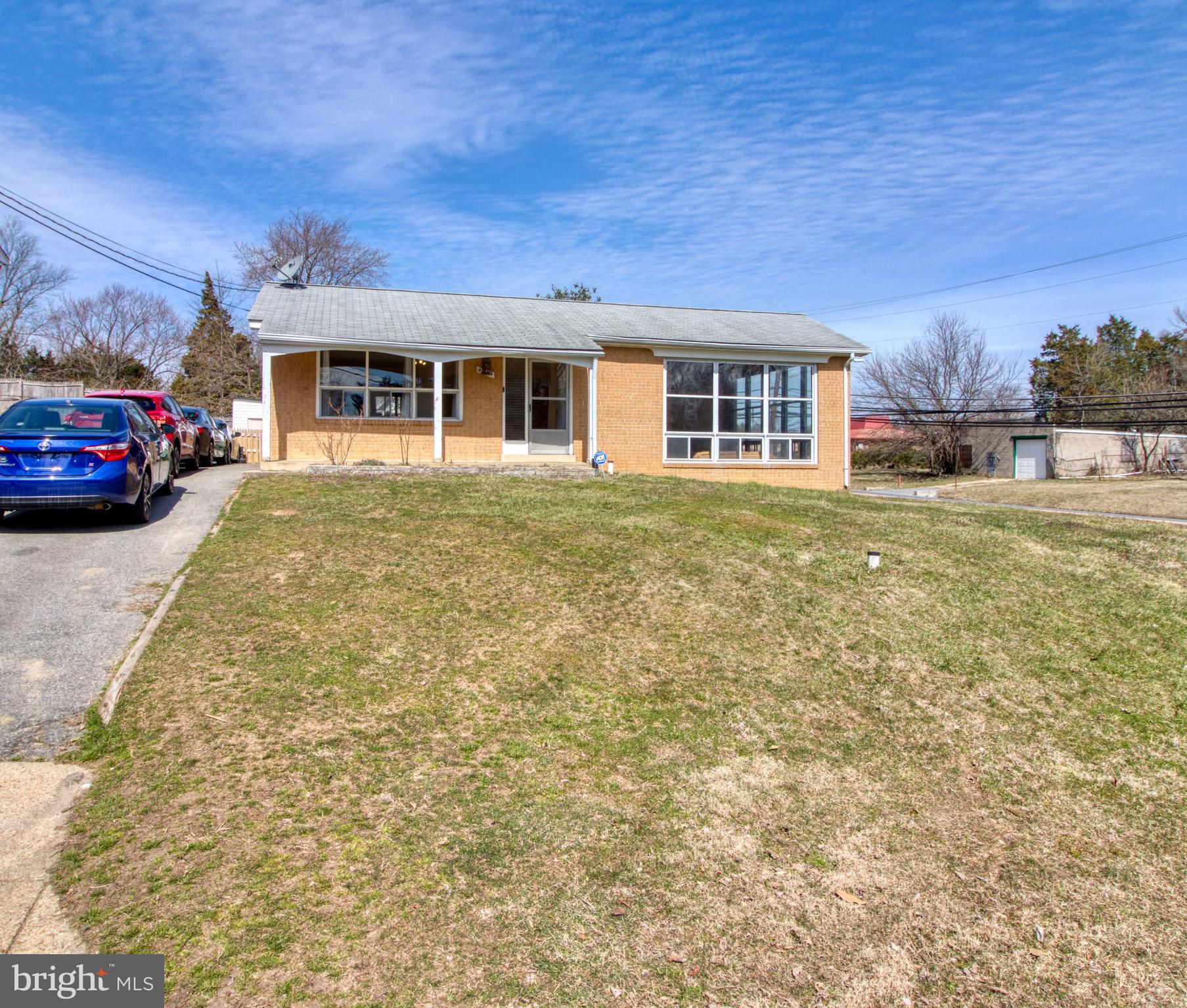 MANSFIELD MANOR - Residential