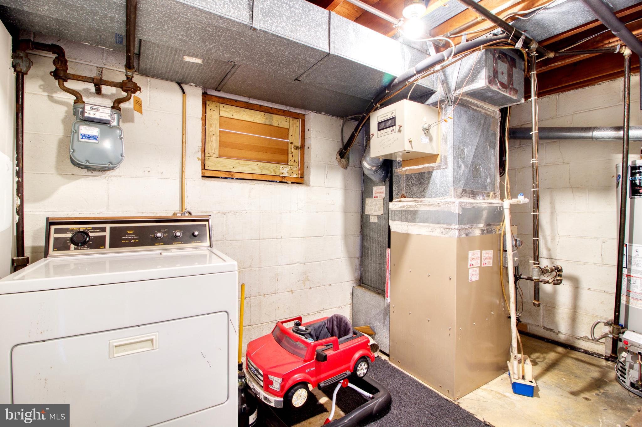 MANSFIELD MANOR - Residential