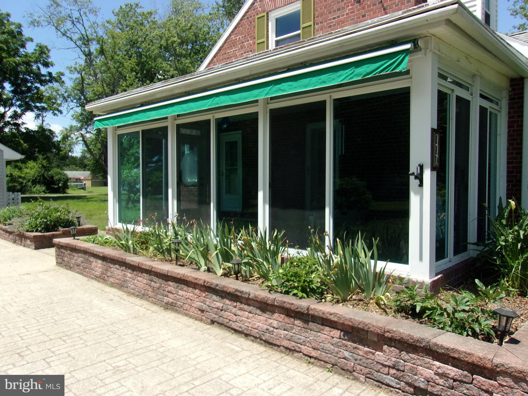 CLOVERDALE - Residential