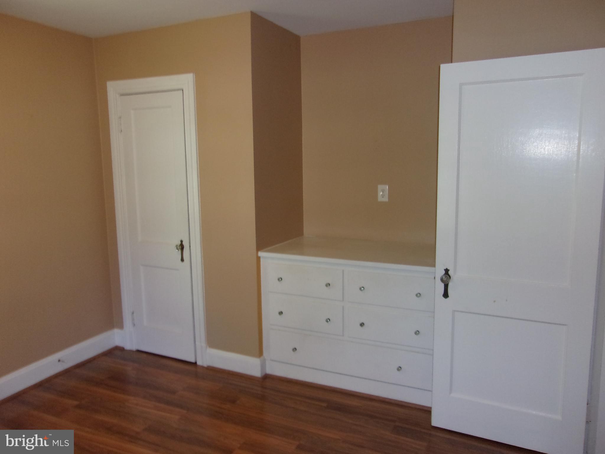 CLOVERDALE - Residential