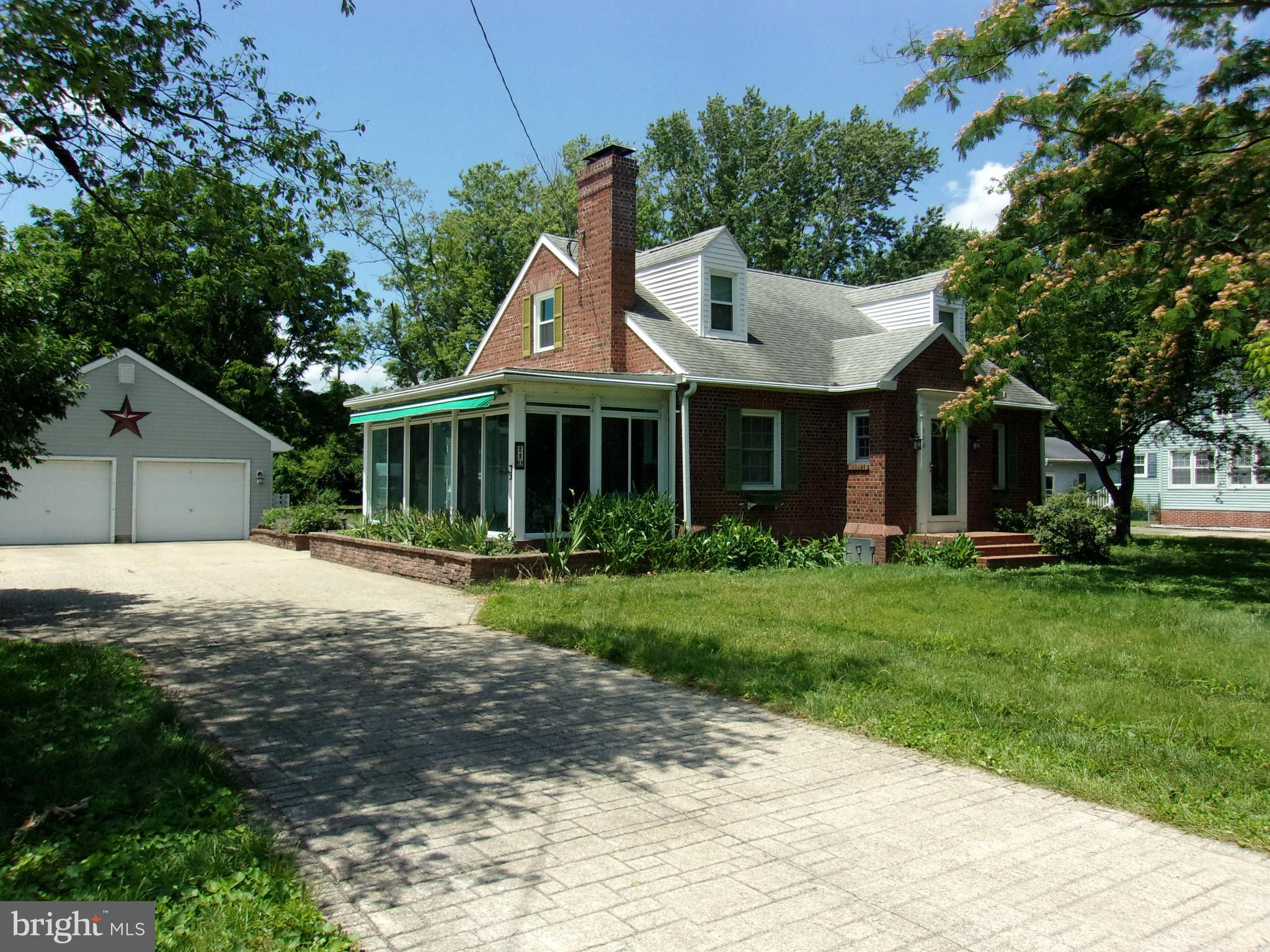 CLOVERDALE - Residential