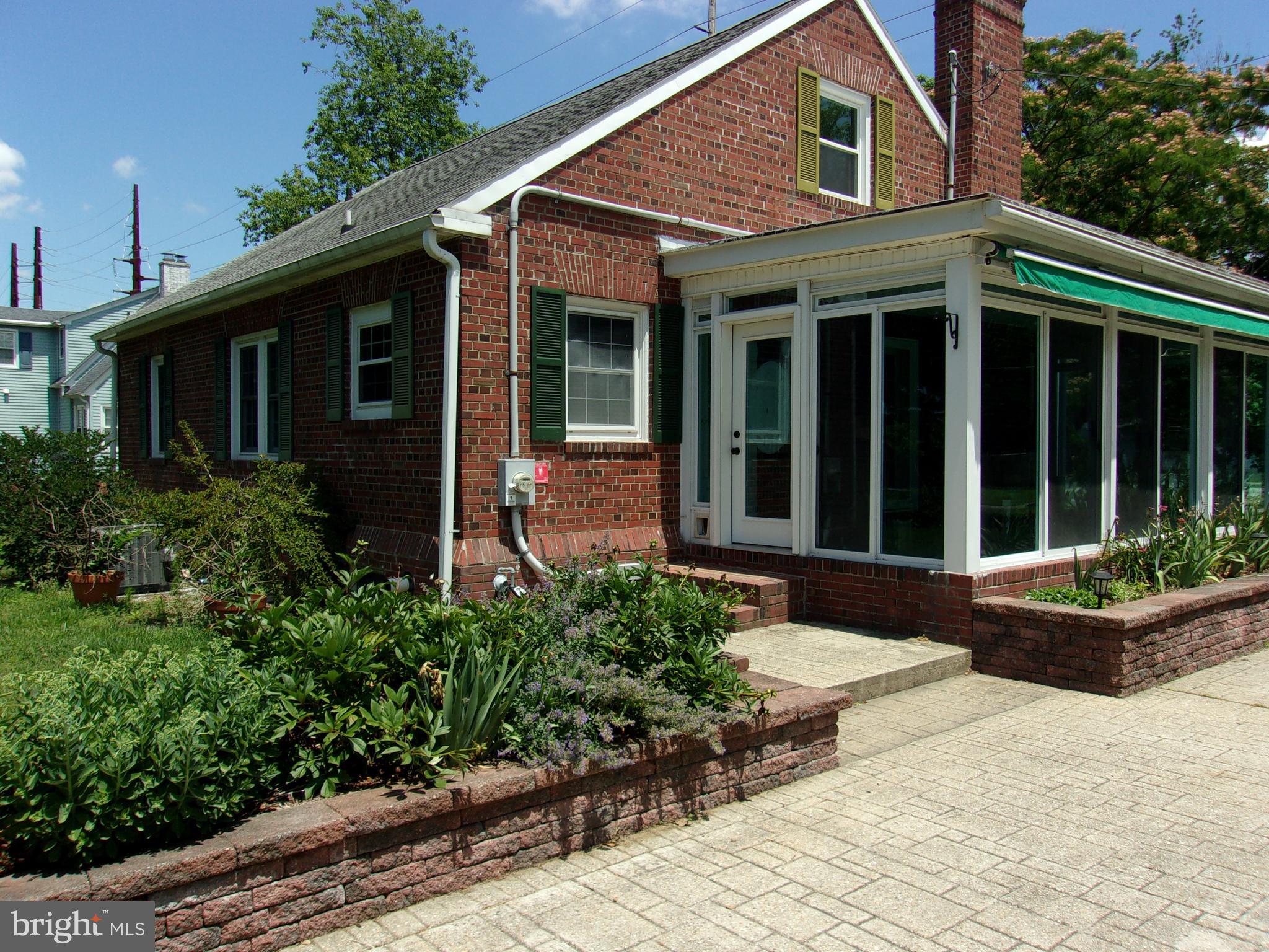 CLOVERDALE - Residential