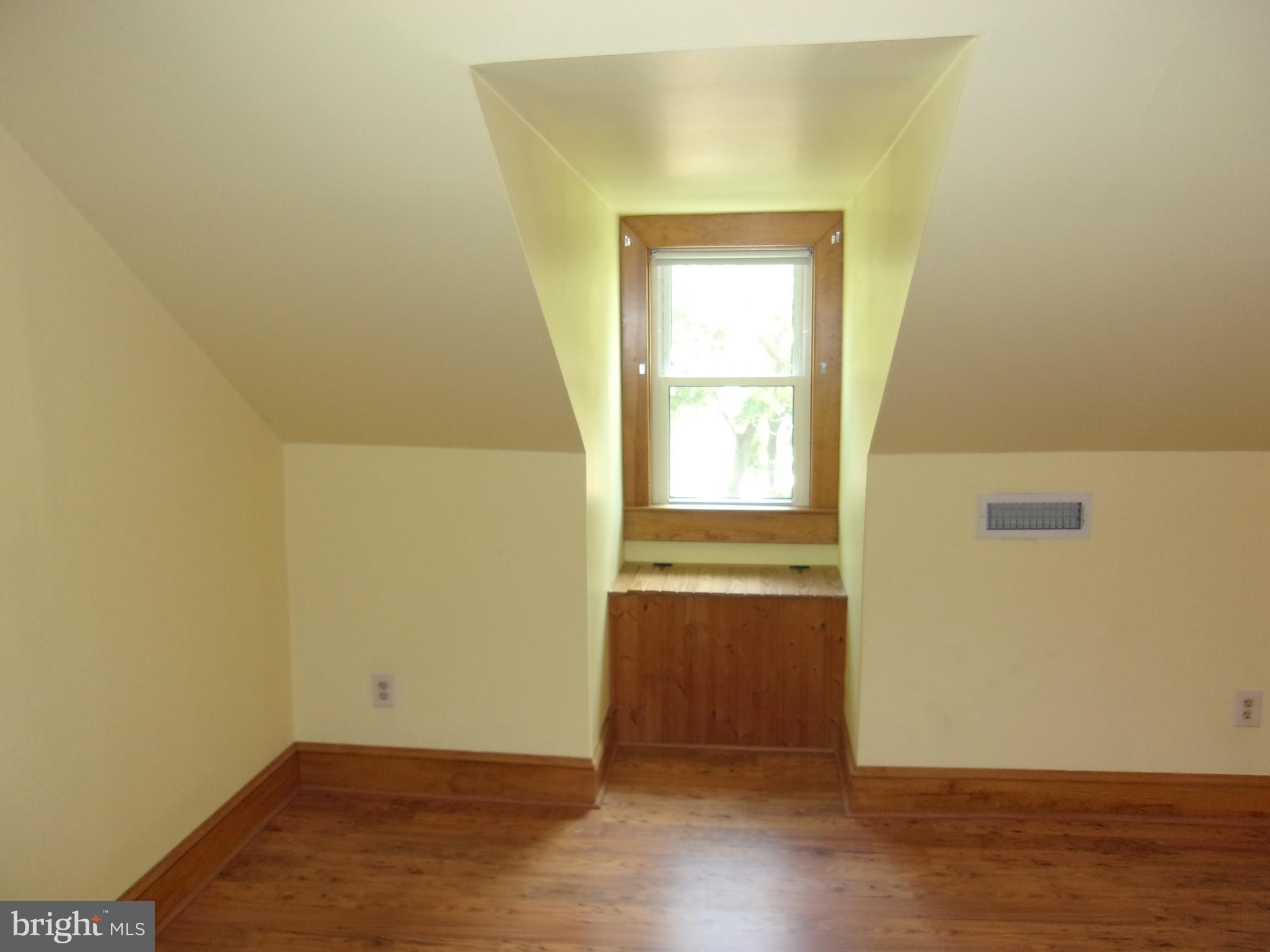 CLOVERDALE - Residential