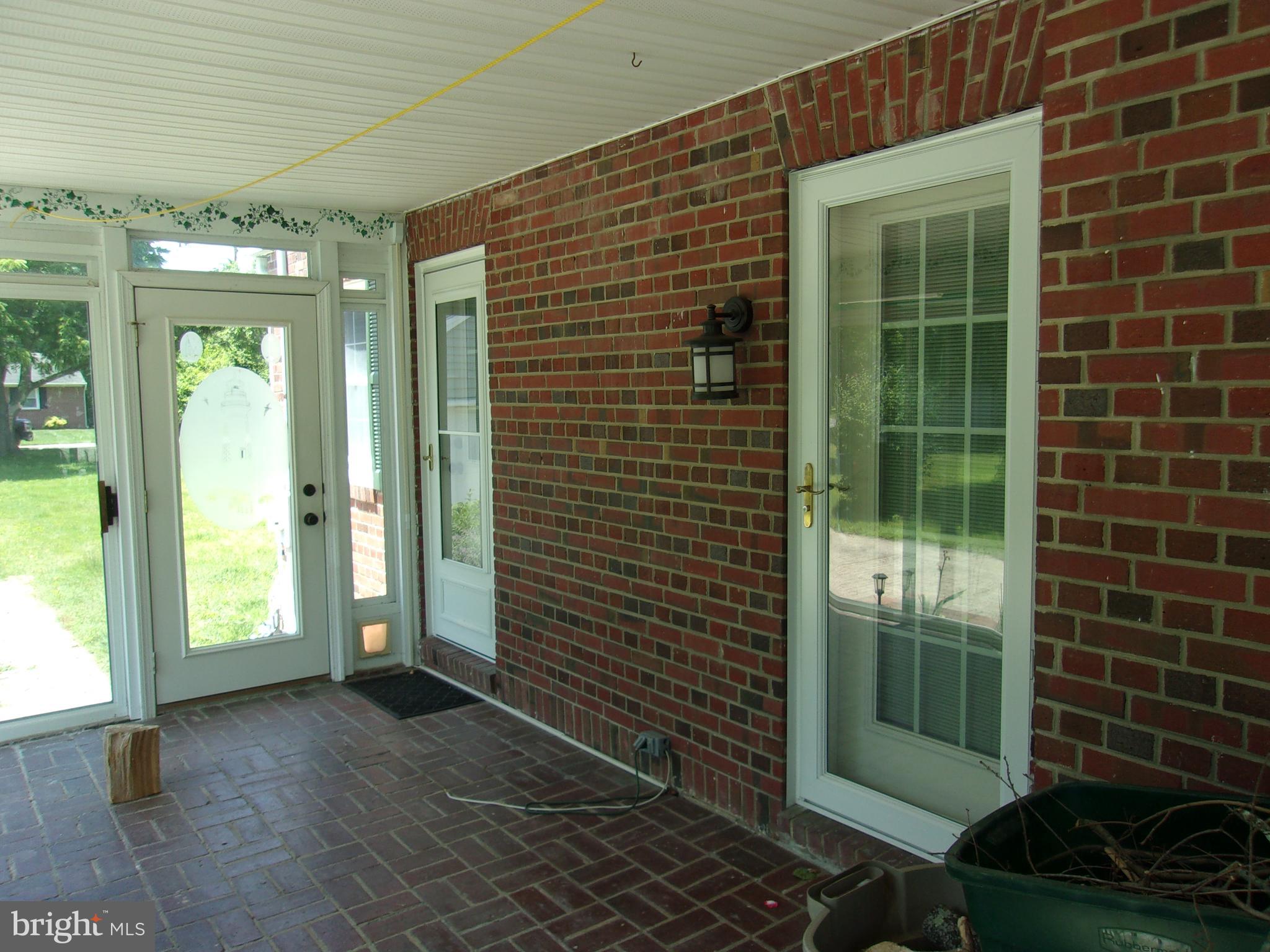 CLOVERDALE - Residential