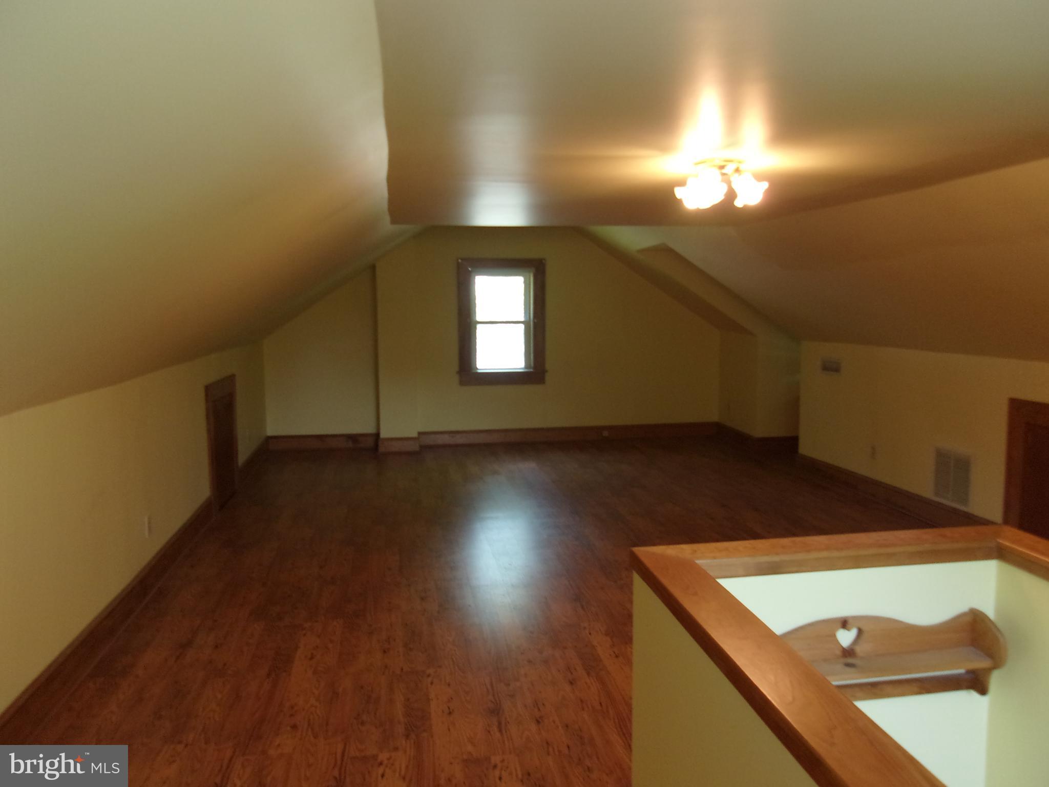 CLOVERDALE - Residential