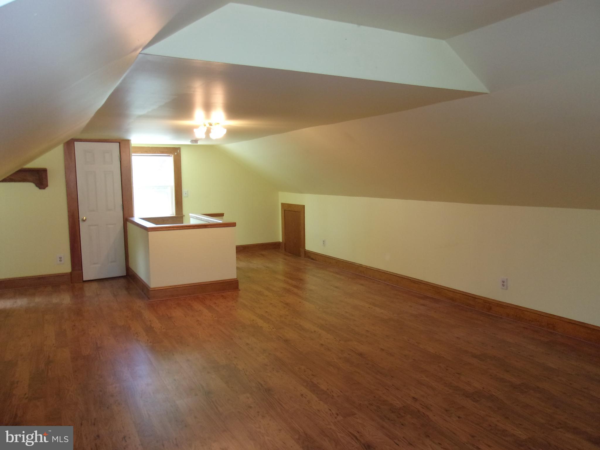 CLOVERDALE - Residential