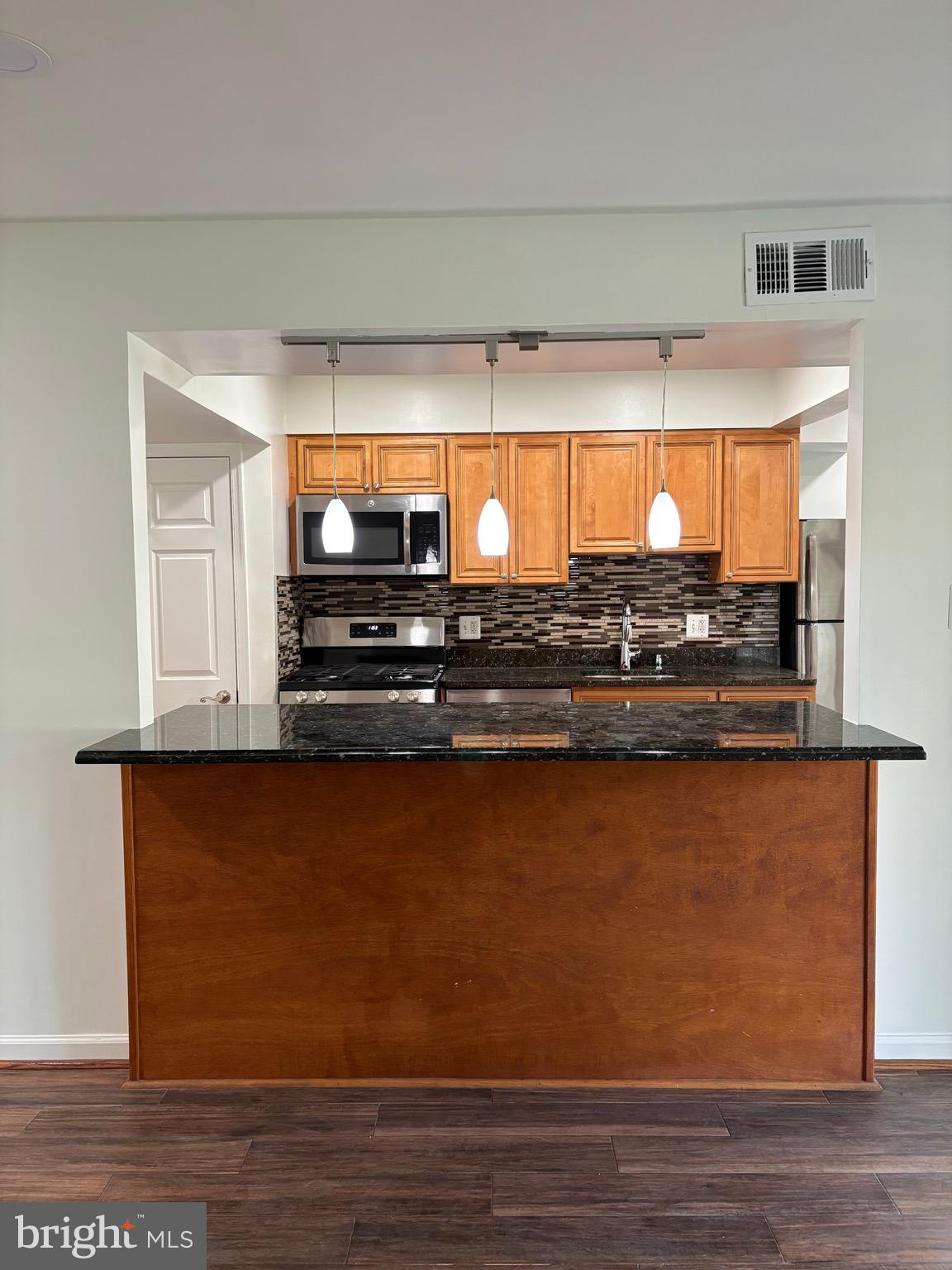 CHERRY GLEN CONDOS - Residential