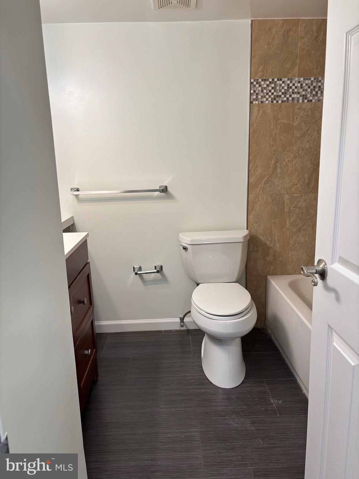 CHERRY GLEN CONDOS - Residential