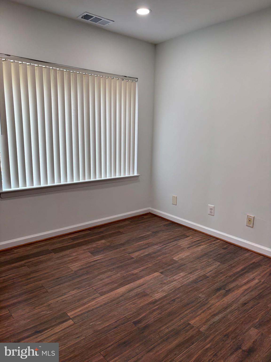 CHERRY GLEN CONDOS - Residential