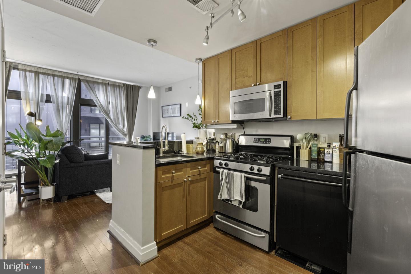 2120 VERMONT AVENUE NW 222