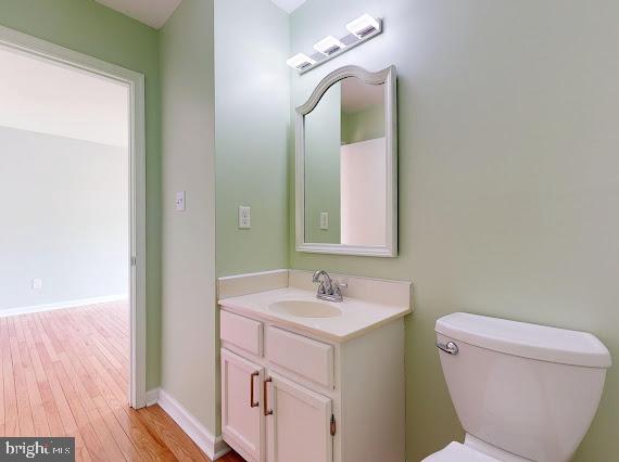 HERITAGE SQUARE - Residential Lease