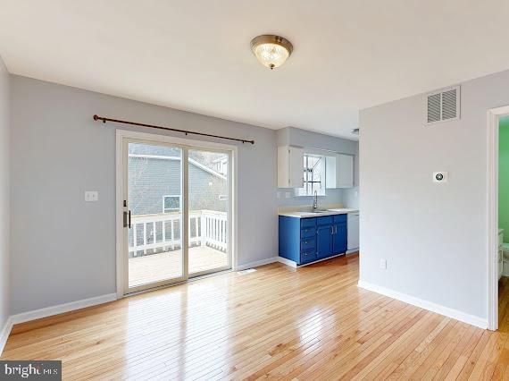 HERITAGE SQUARE - Residential Lease