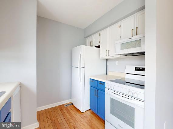 HERITAGE SQUARE - Residential Lease