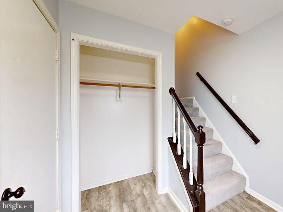 HERITAGE SQUARE - Residential Lease