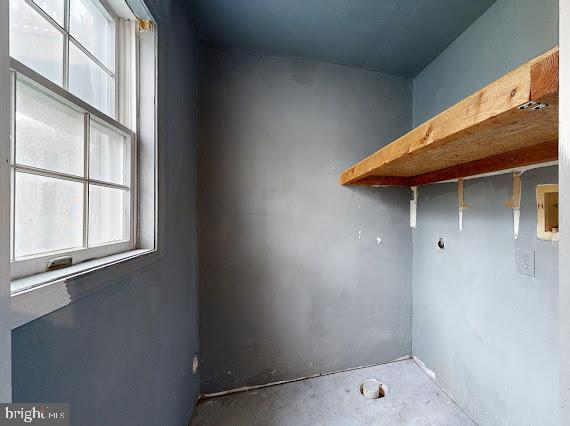 HERITAGE SQUARE - Residential Lease