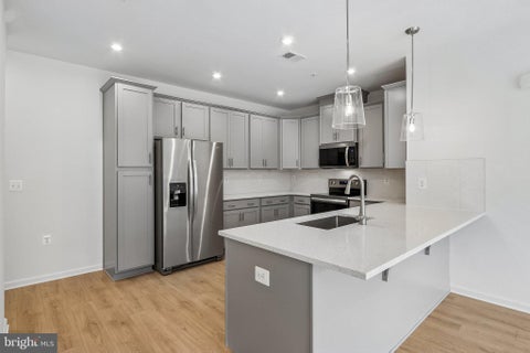 Photo of 91 Central Avenue, GAITHERSBURG, MD 20877 (MLS # MDMC2241156)