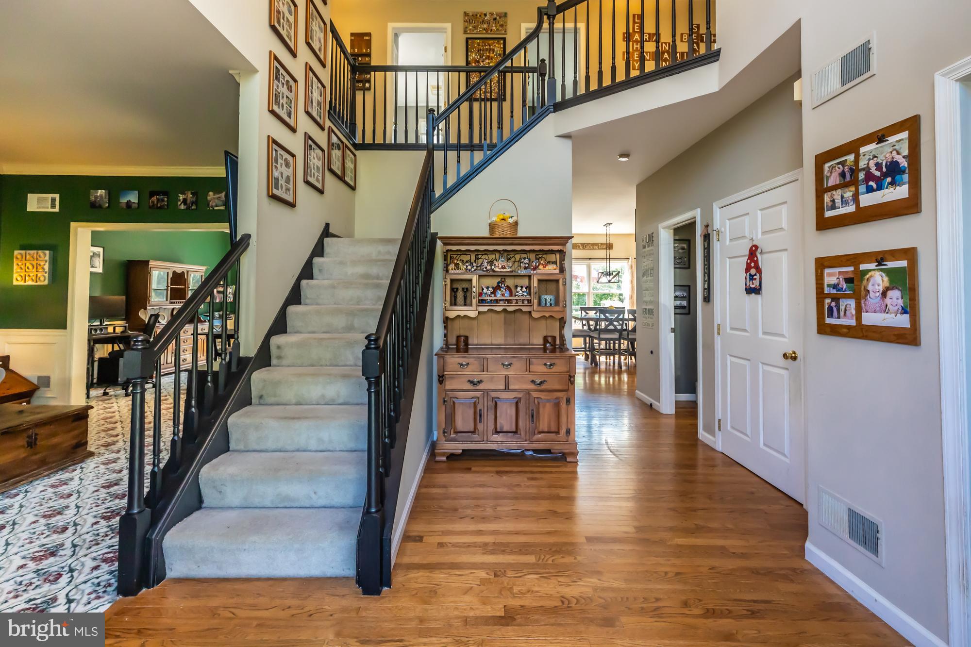 43 RAMBLEWOOD DRIVE