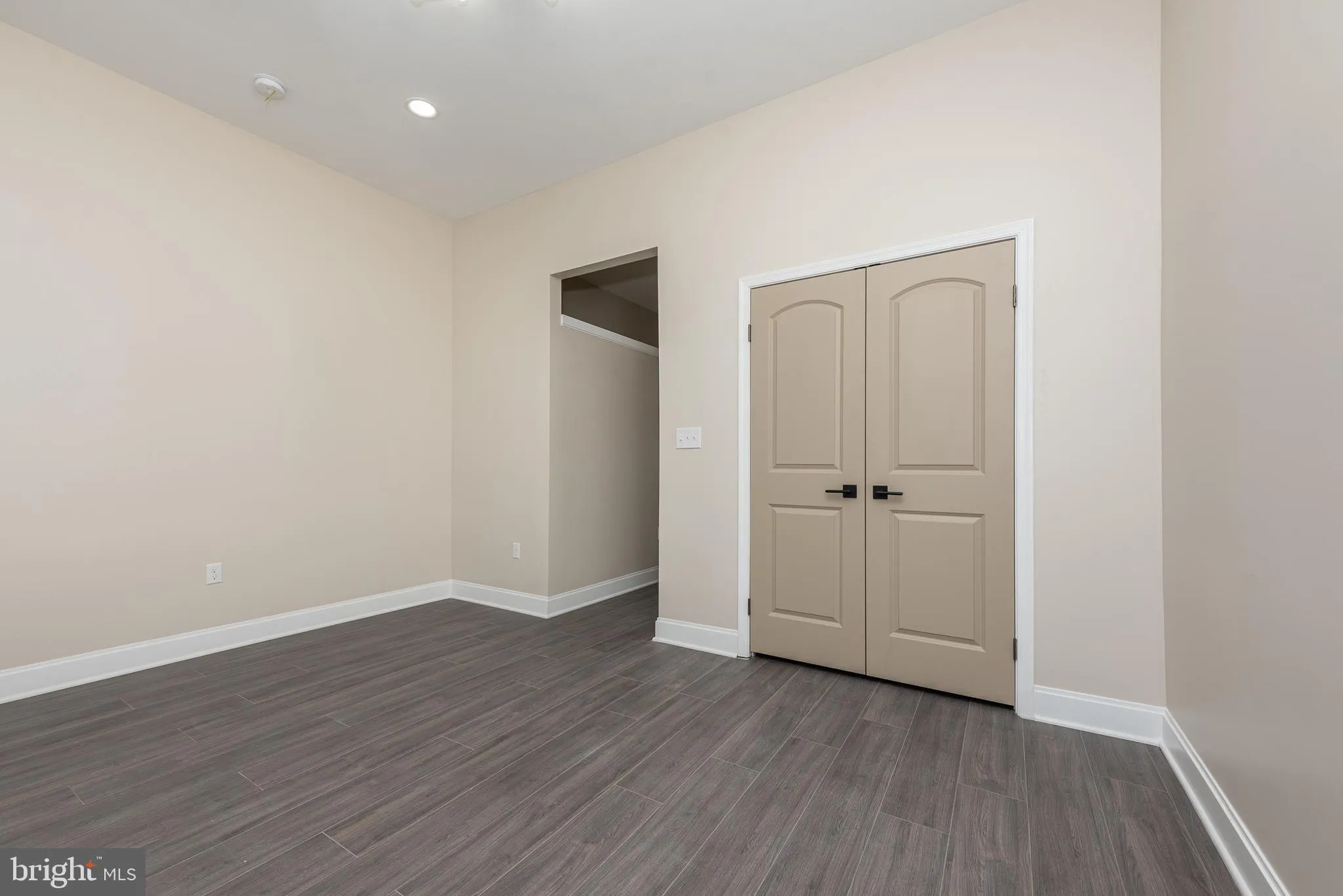 Baltimore, Maryland 21223, United States, 4 Bedrooms Bedrooms, ,3 BathroomsBathrooms,Residential,Active,52430