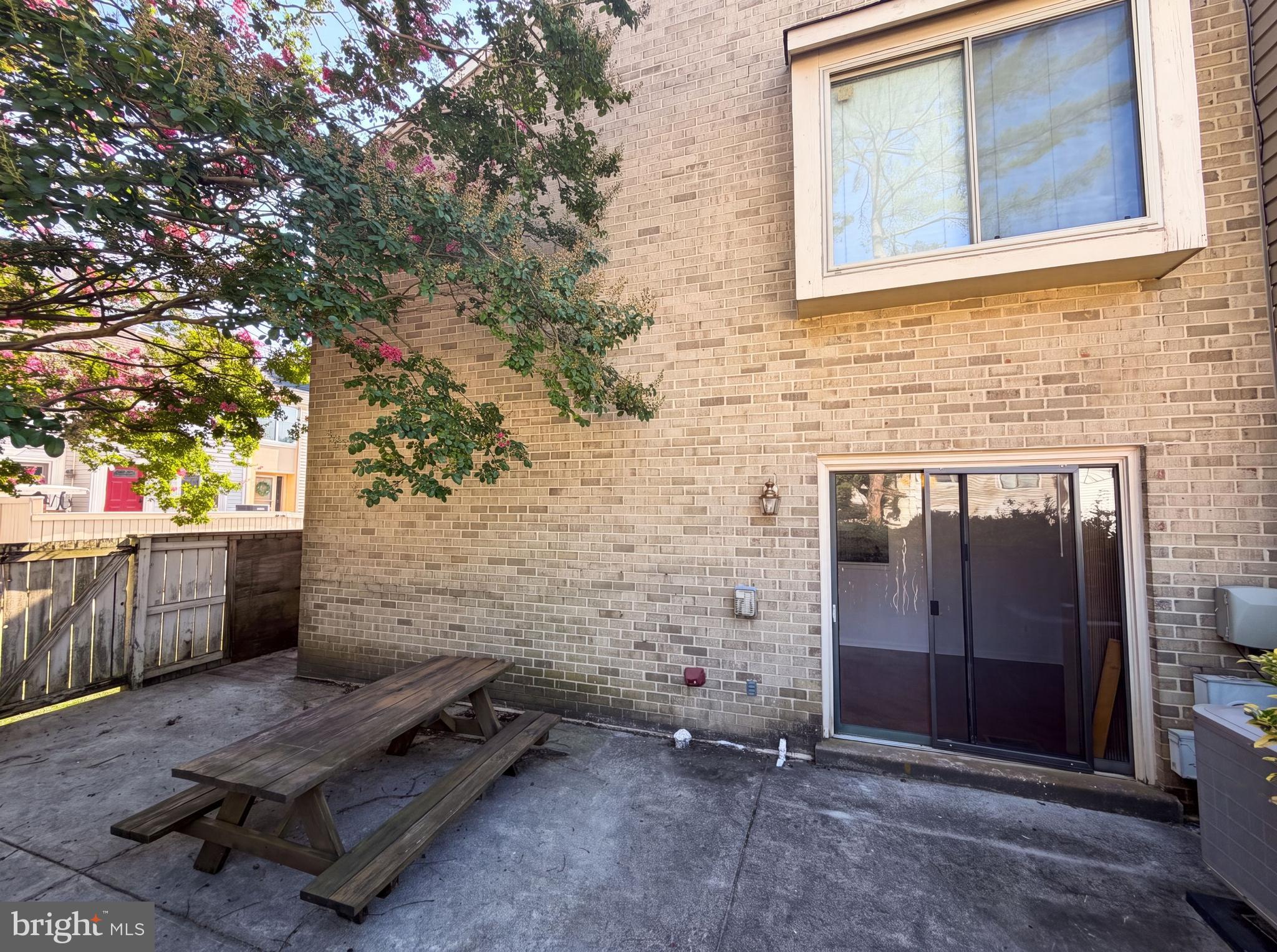 9983 RIDGELINE DRIVE