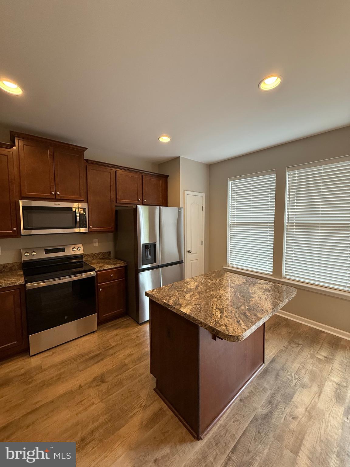 RIVERSIDE VILLAGES - Residential Lease