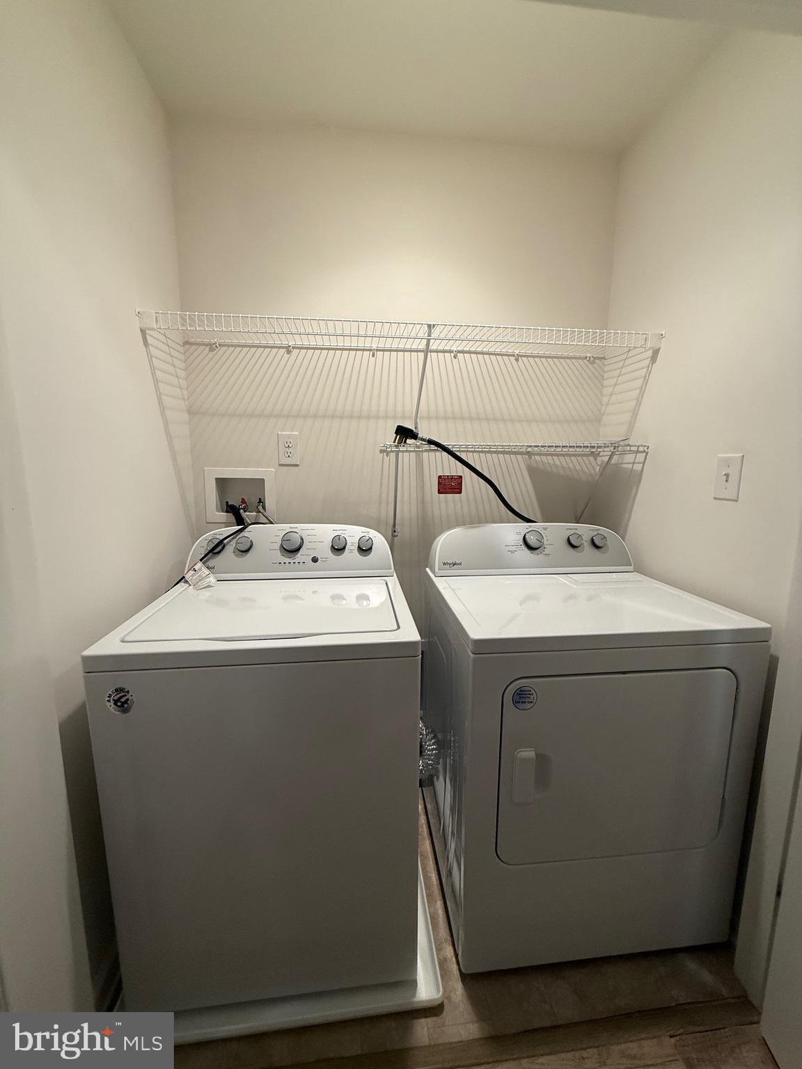 RIVERSIDE VILLAGES - Residential Lease