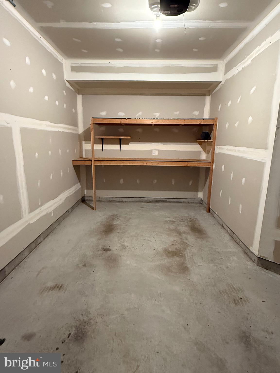 RIVERSIDE VILLAGES - Residential Lease