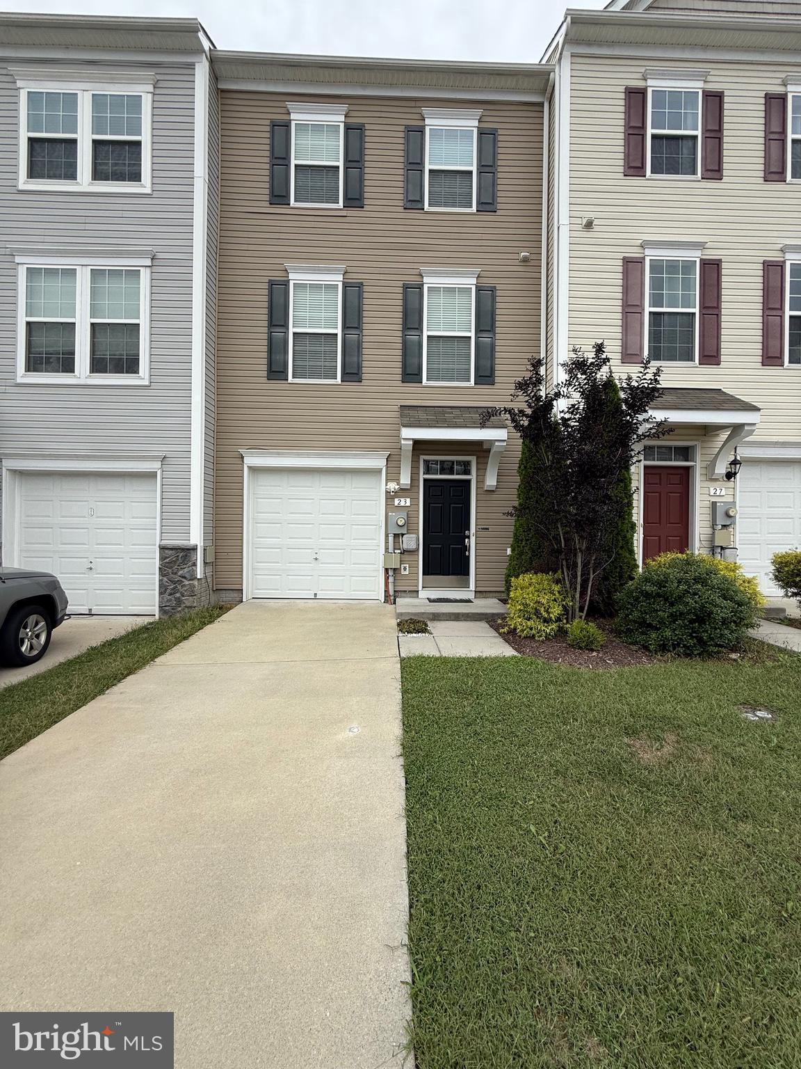 RIVERSIDE VILLAGES - Residential Lease