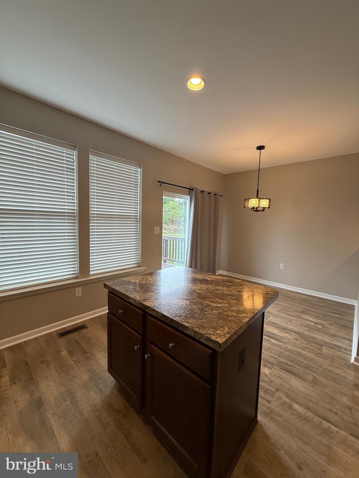 RIVERSIDE VILLAGES - Residential Lease