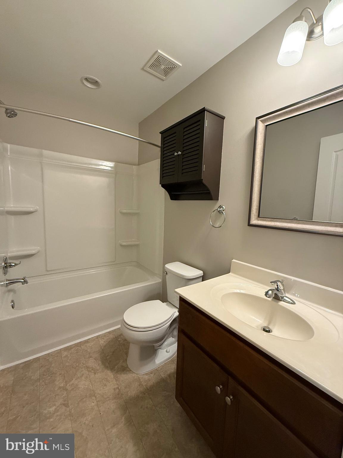 RIVERSIDE VILLAGES - Residential Lease