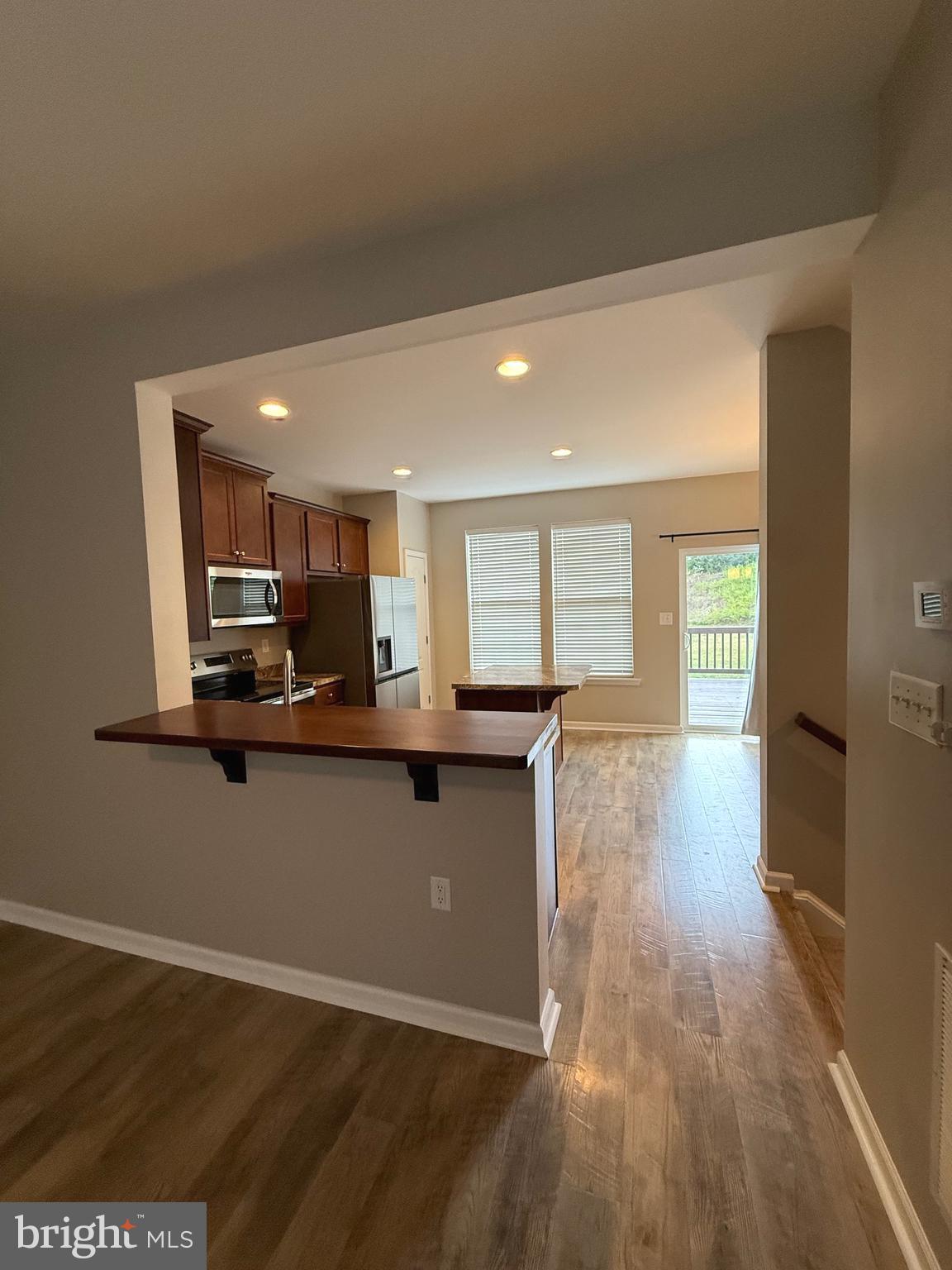 RIVERSIDE VILLAGES - Residential Lease