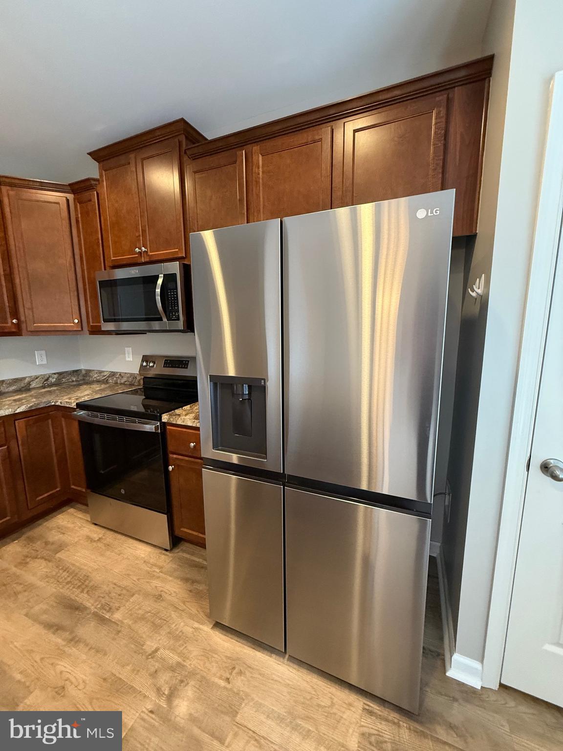 RIVERSIDE VILLAGES - Residential Lease