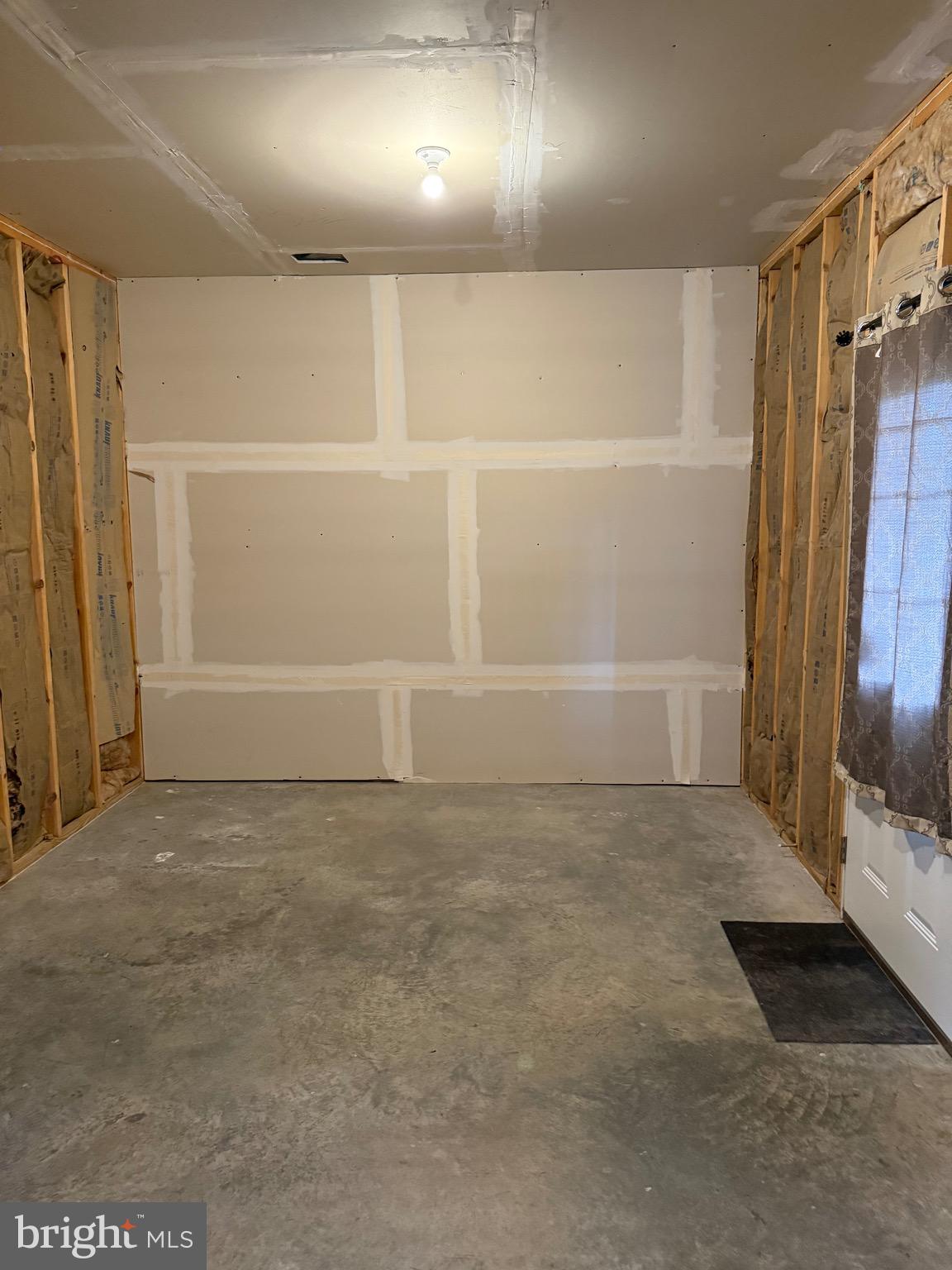 RIVERSIDE VILLAGES - Residential Lease