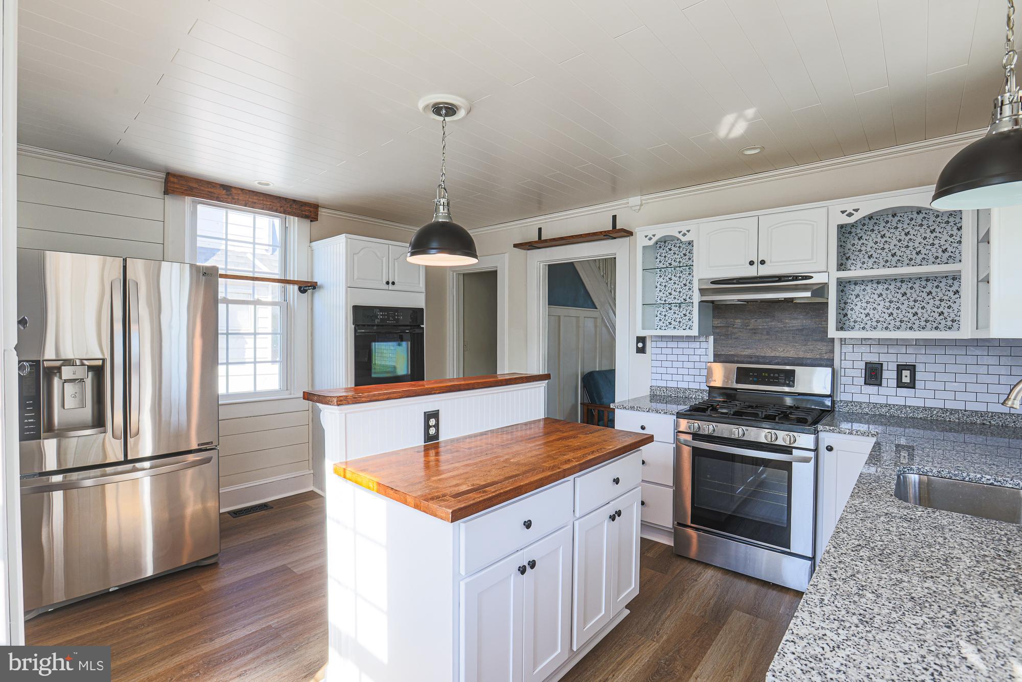 OAKCREST - Residential