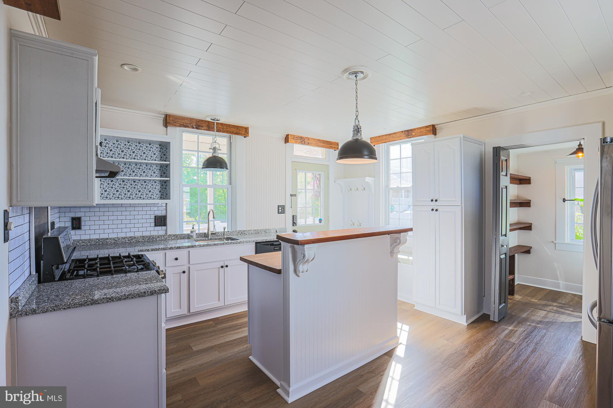 OAKCREST - Residential