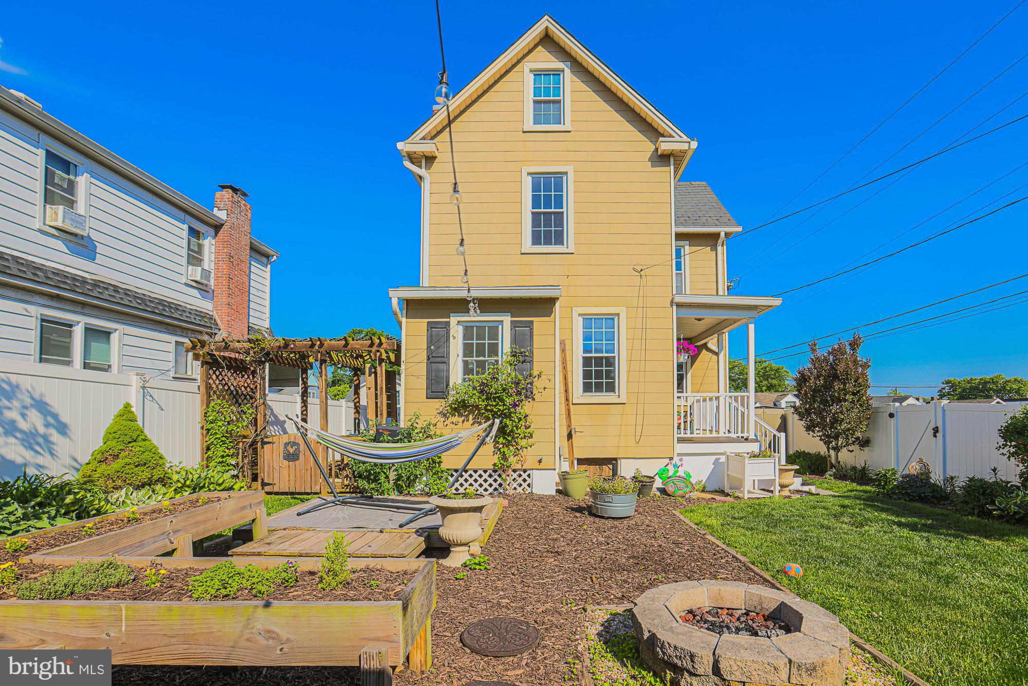 OAKCREST - Residential