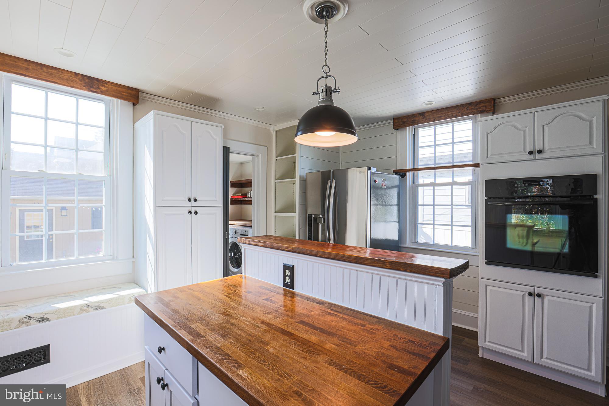 OAKCREST - Residential