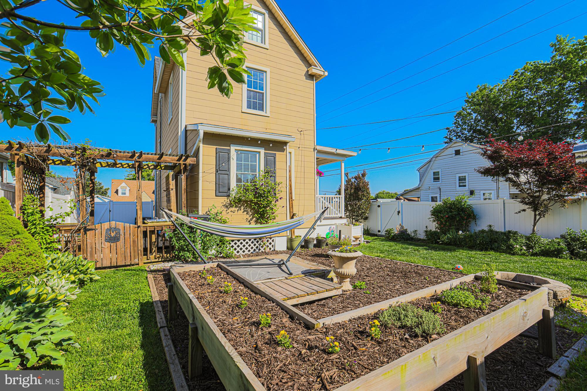 OAKCREST - Residential