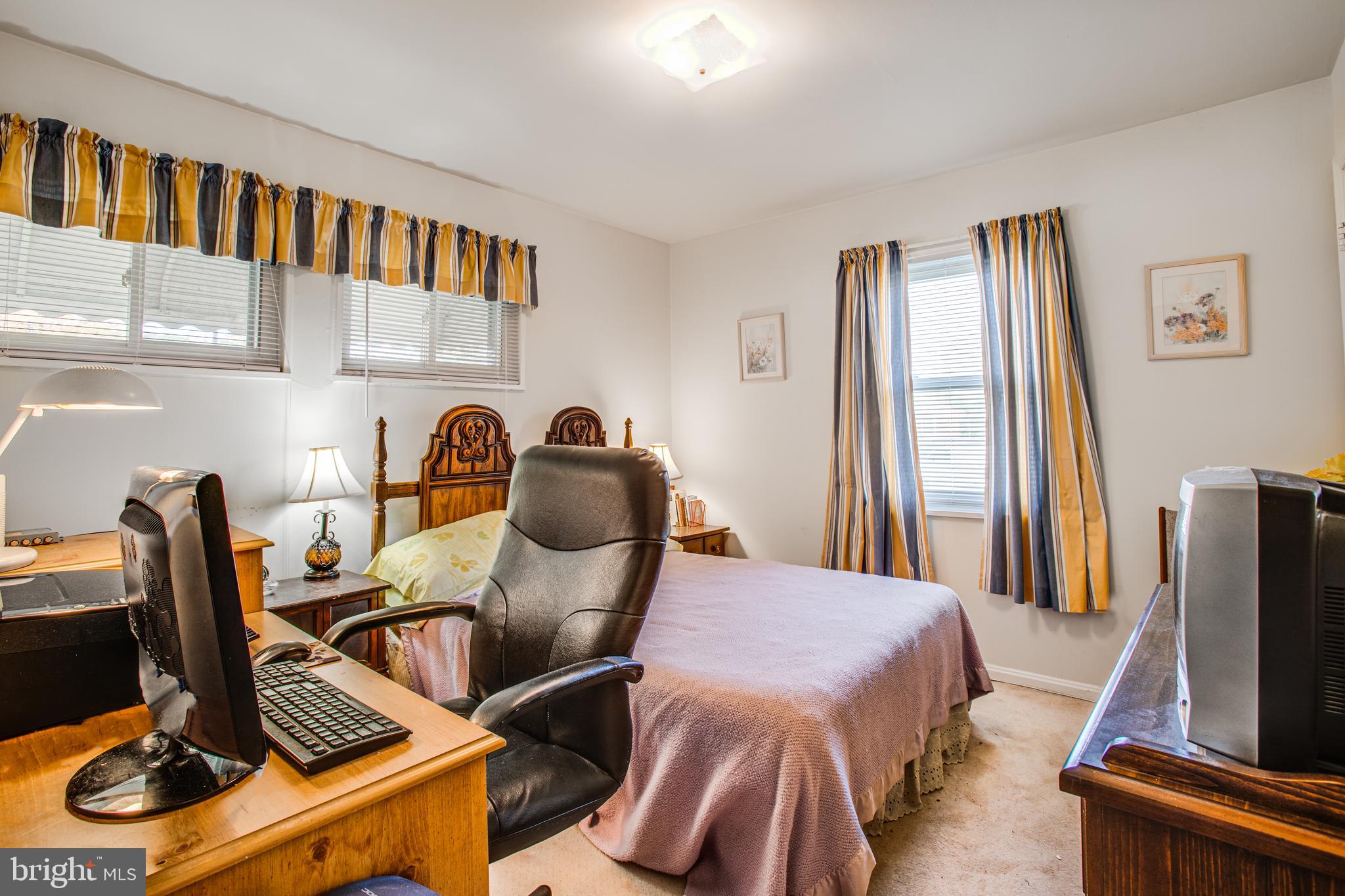 VIRGINIA HILLS - Residential