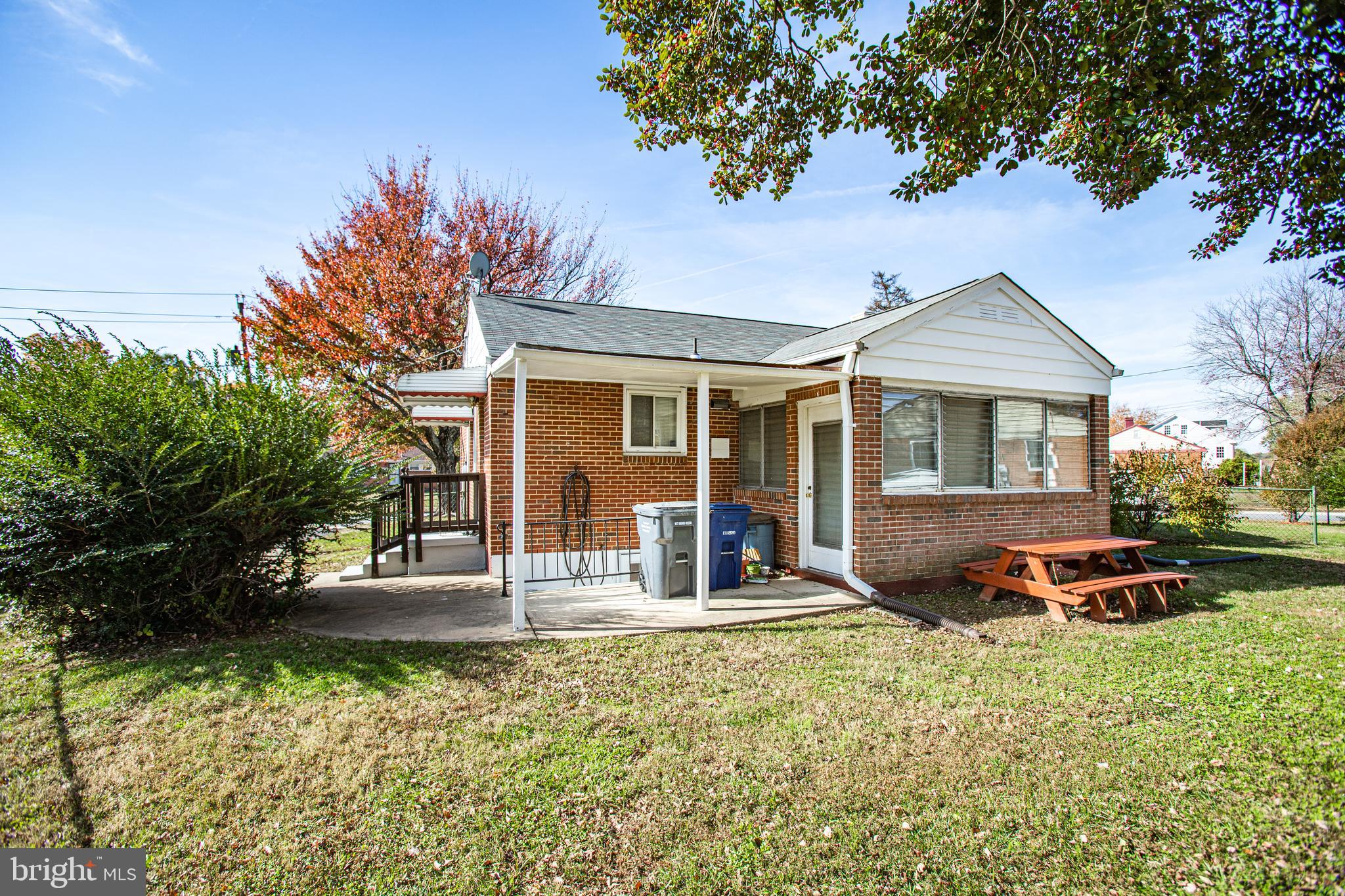 VIRGINIA HILLS - Residential