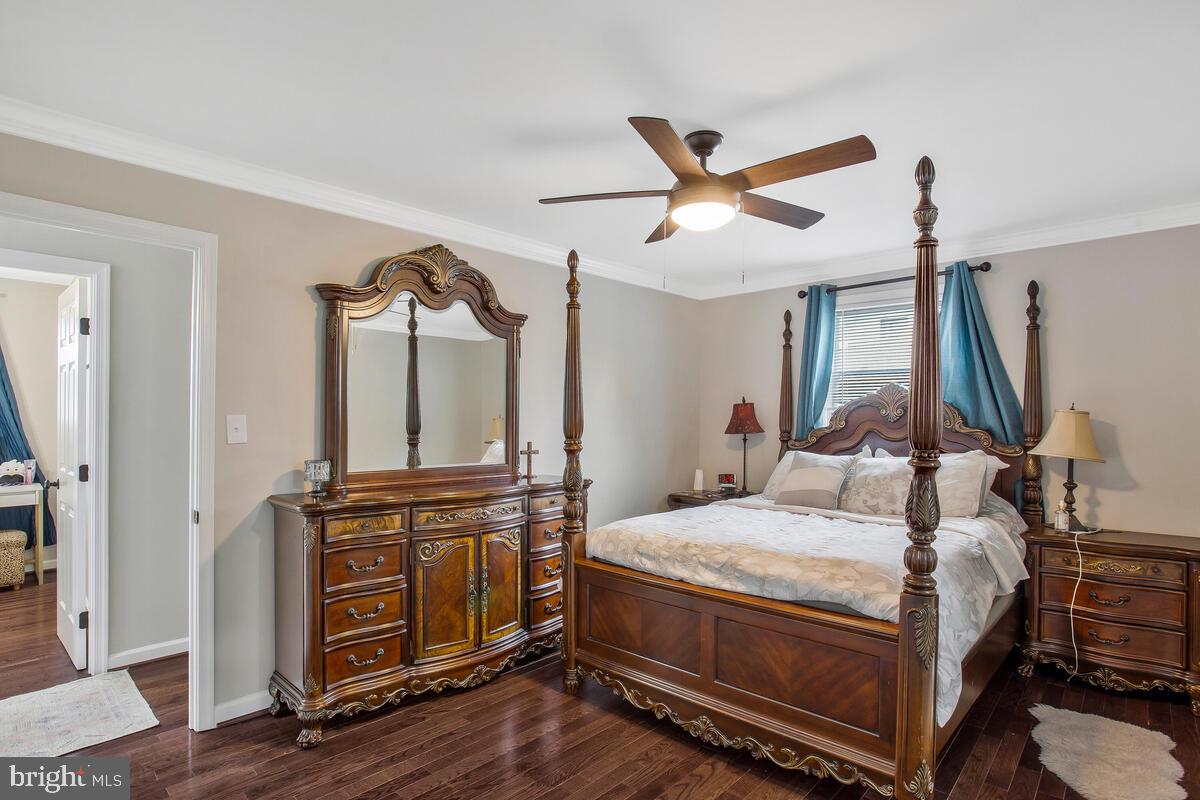 CRESTVIEW MANOR - Residential