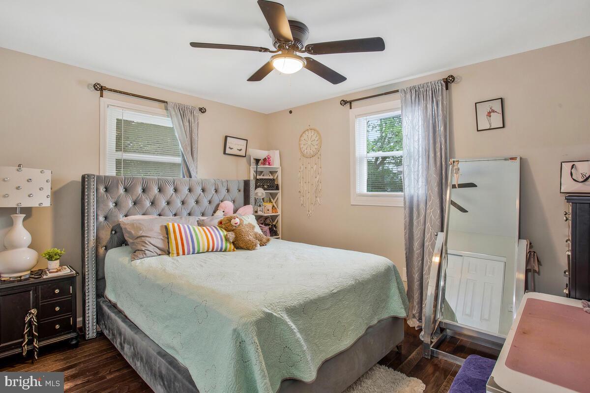 CRESTVIEW MANOR - Residential