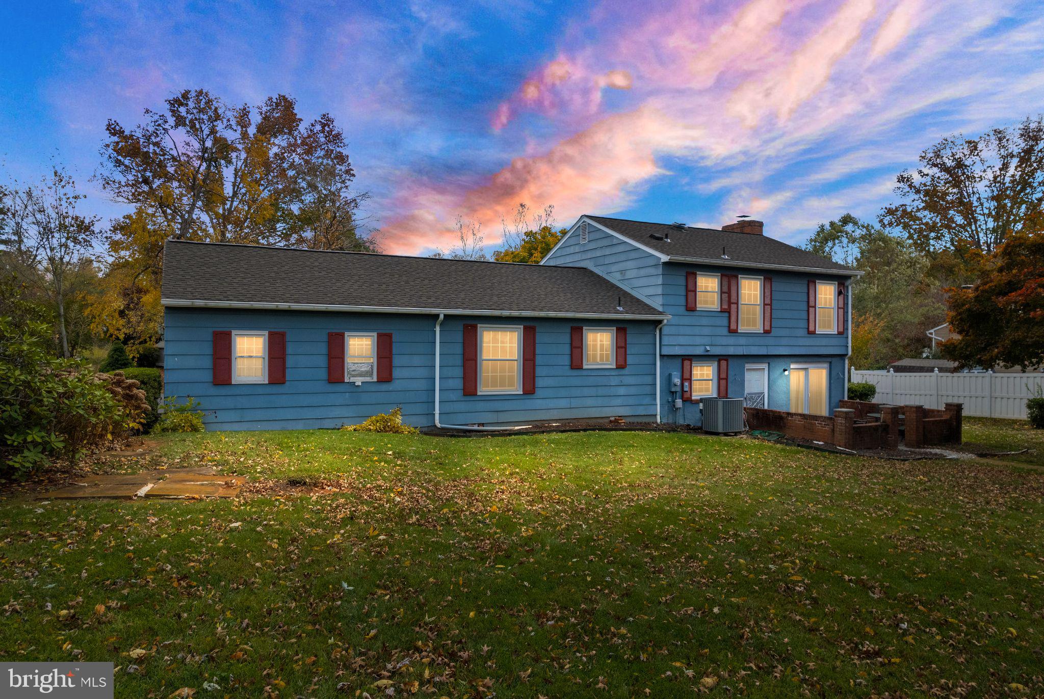 WARRENTON LAKES - Residential